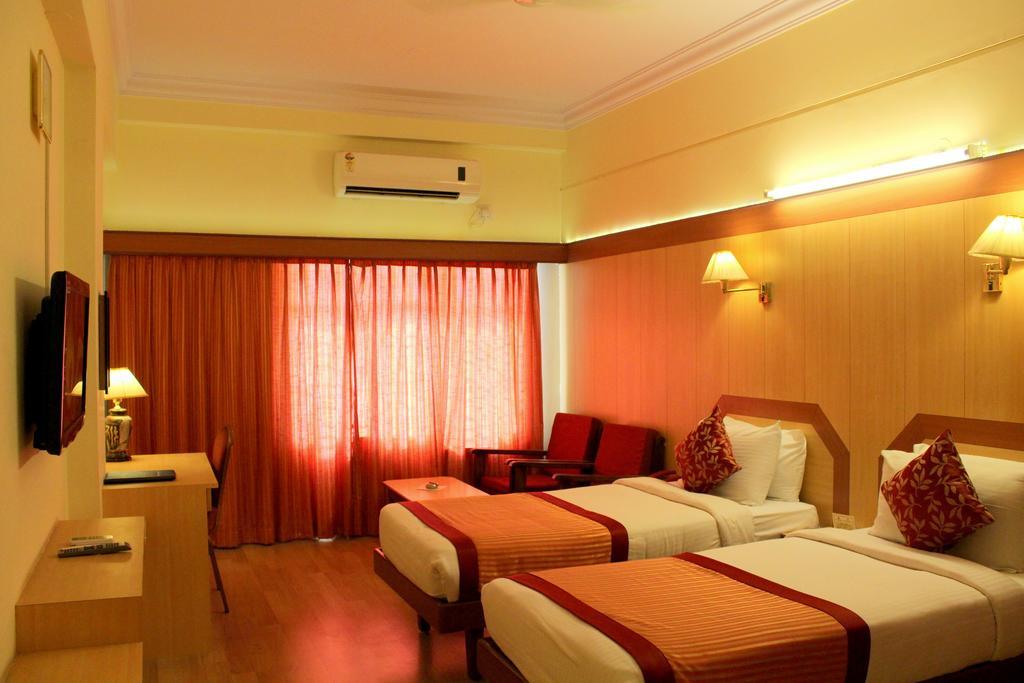 Hôtel Yasodha Towers à Hosūr Chambre photo